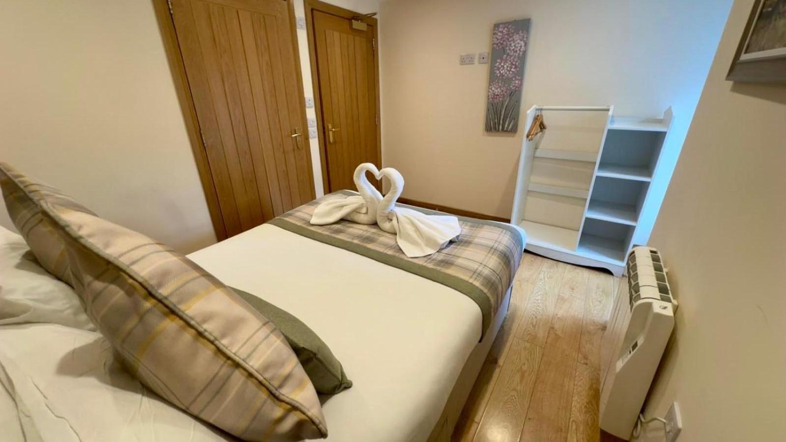 Waverley Inn Holiday Apartments Inverness Exterior foto